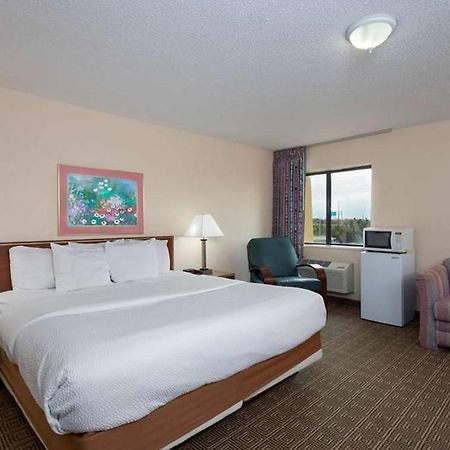 La Quinta Inn By Wyndham Indianapolis East-Post Drive Ngoại thất bức ảnh